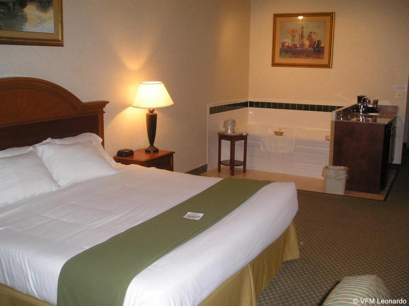 Holiday Inn Express Hotel & Suites Elkhart-South Exterior foto